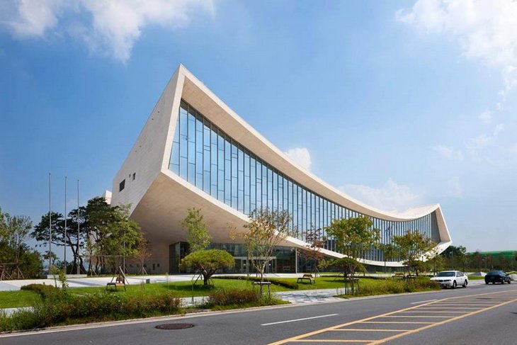 National Library of Korea: History, Collections, Services, and Cultural Importance